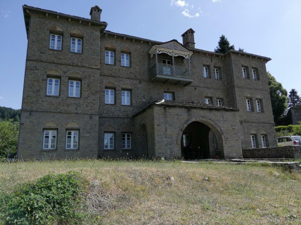 Hotel Petrotechno Cepélovo Kültér fotó